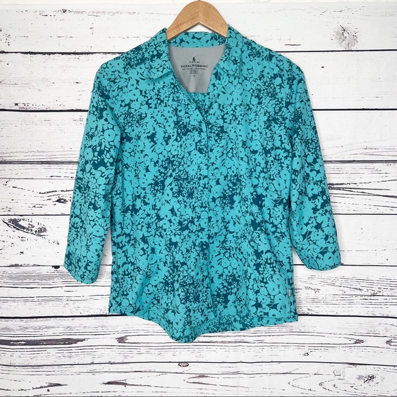 Royal Robbins Tops - Royal Robbins floral button down shirt